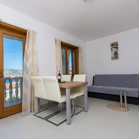 Apartman Bisera Trogir